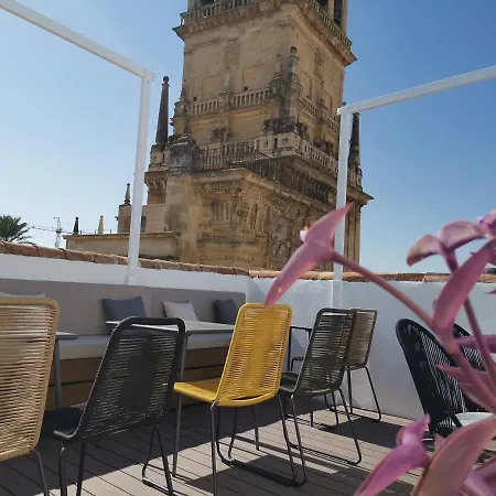 فندق Boutique Caireles 2*